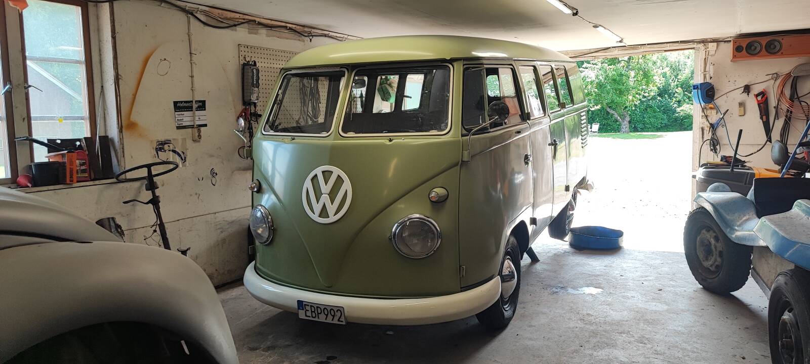 https://www1.garaget.org/gallery/images/38/37069/37069-ca6d017cceb1b8d1cb1461715a62b2c2.jpg