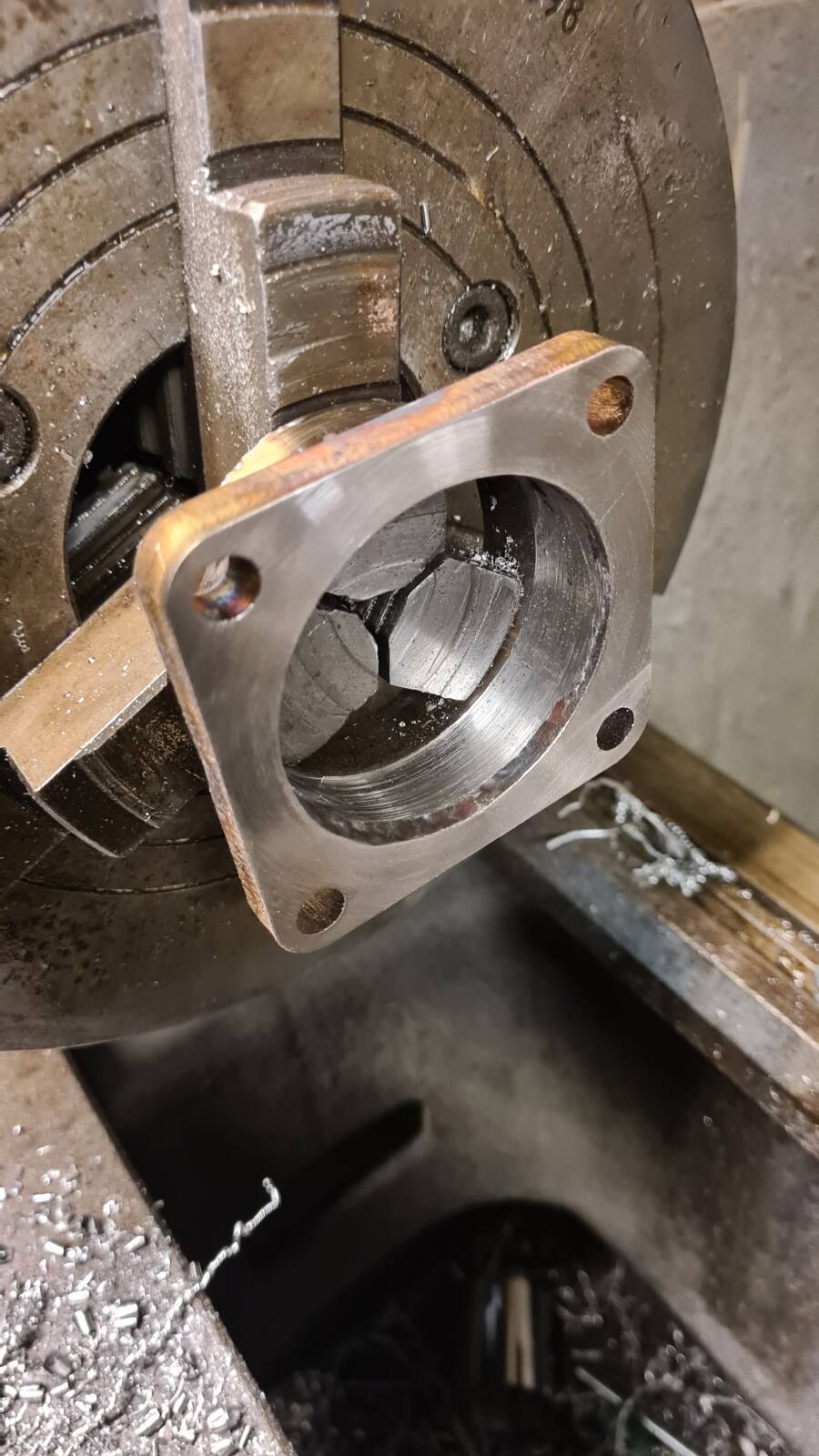https://www1.garaget.org/gallery/images/42/41098/41098-66e76d188b61edfe108ab80a3c040682.jpg