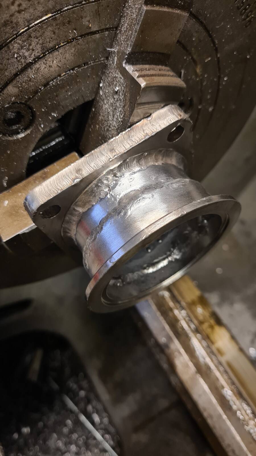 https://www1.garaget.org/gallery/images/42/41098/41098-fc2194078a2c2ea43314a8a4db3de5c7.jpg