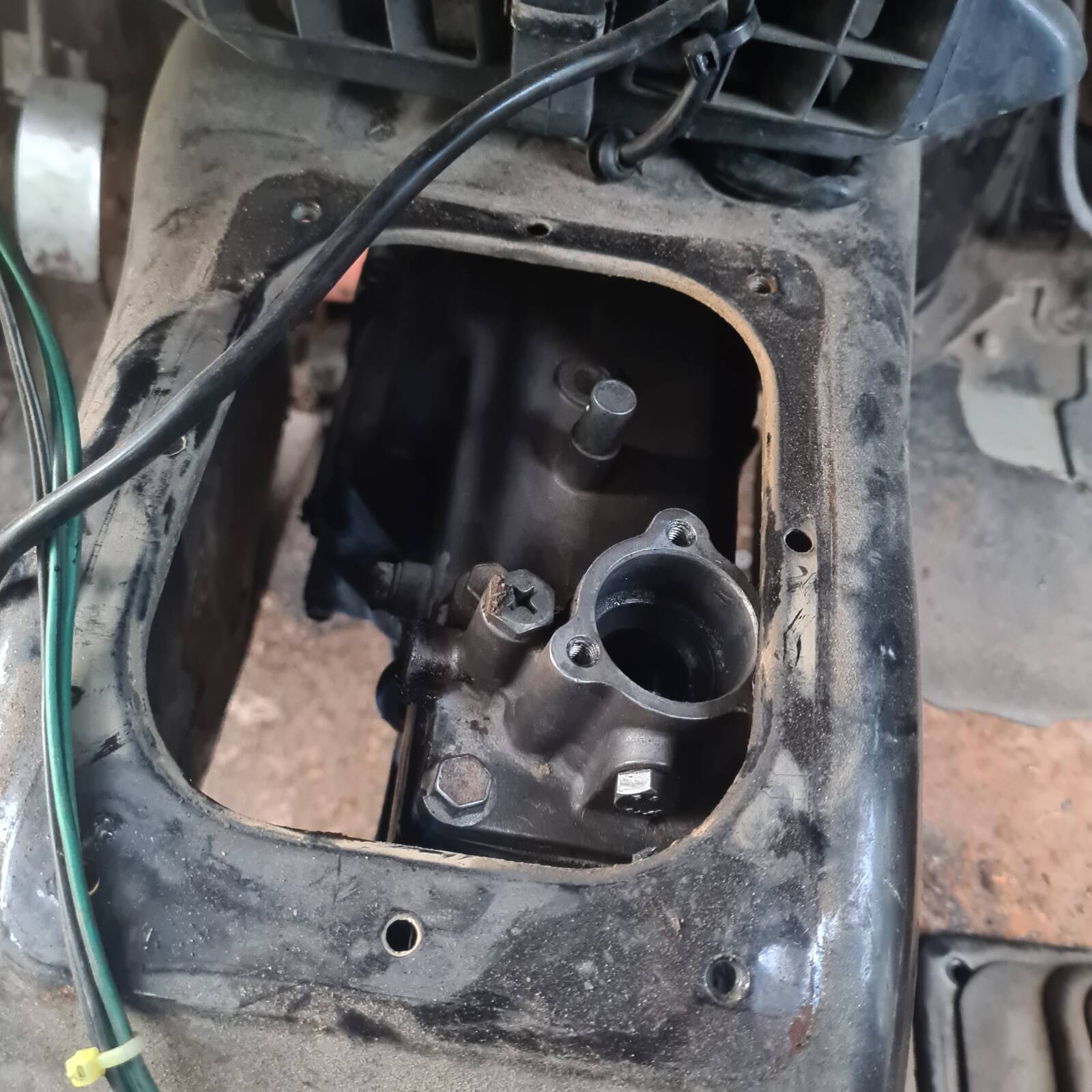 https://www1.garaget.org/gallery/images/42/41098/41098-fe5f1d0e5a21c6d2ae230c97fe7344b8.jpg