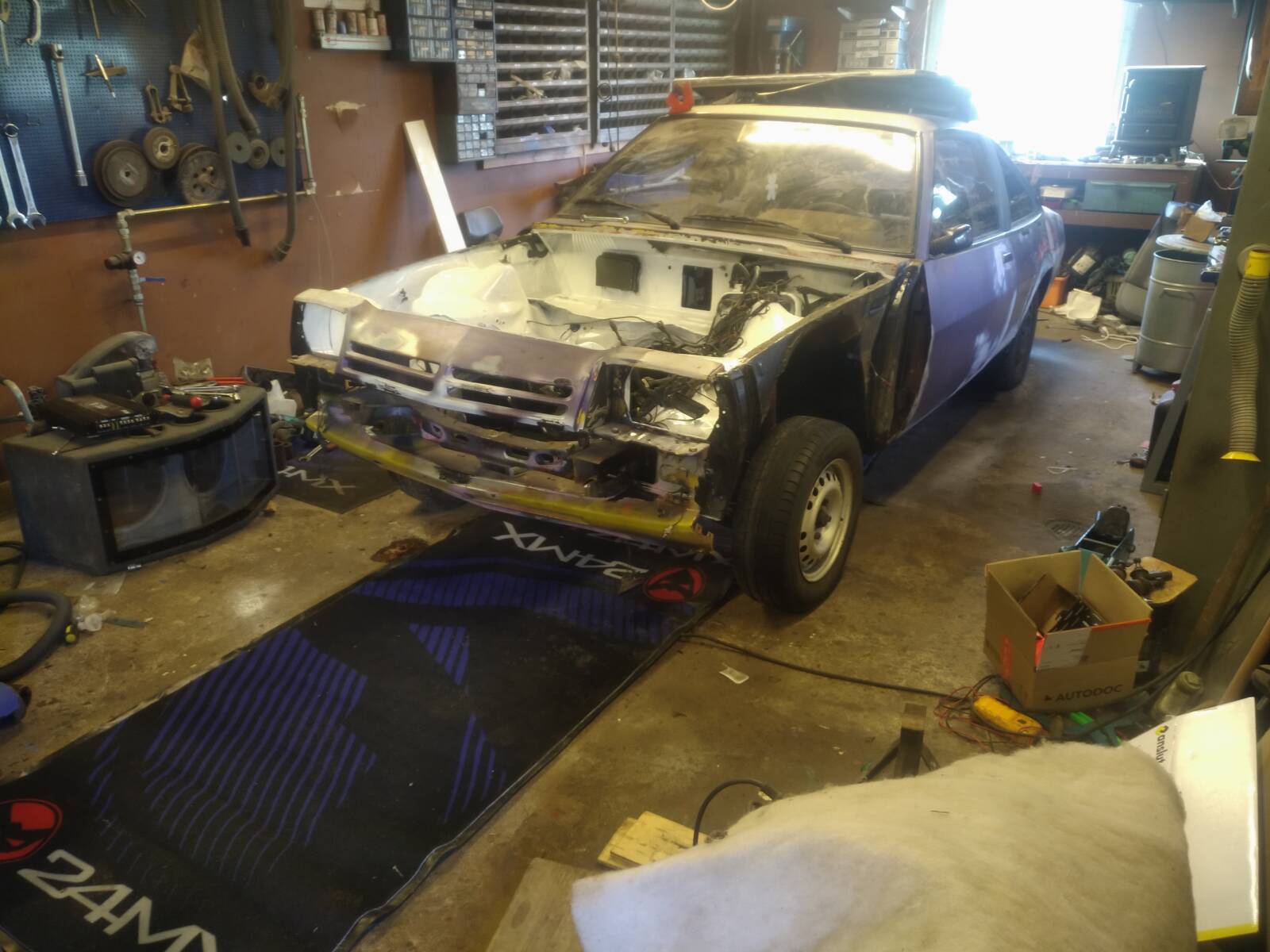 https://www1.garaget.org/gallery/images/49/48474/48474-13cc15121af59a53b3b7d5ef24dc83d0.jpg