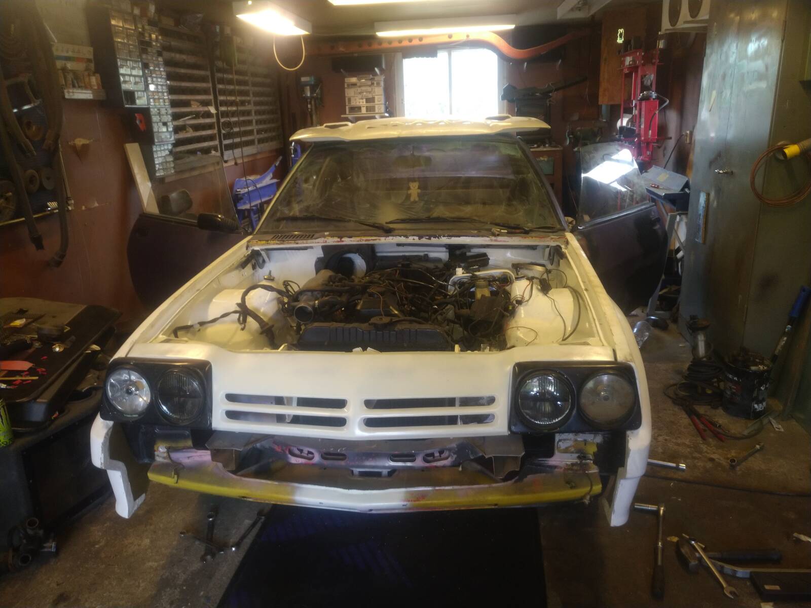 https://www1.garaget.org/gallery/images/49/48474/48474-a326ca22661807bac40e8168fb0e4d5a.jpg