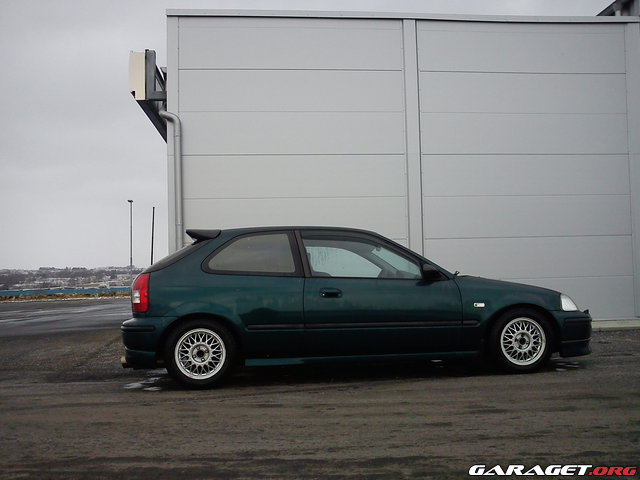 https://www1.garaget.org/gallery/images/8/7118/7118-398e4616442b22799f85166672aa5c8d.jpg