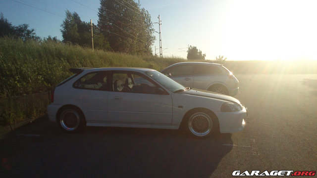 https://www1.garaget.org/gallery/images/8/7118/7118-76c5838f0f8e1f3d4a22758f09d1012a.jpg