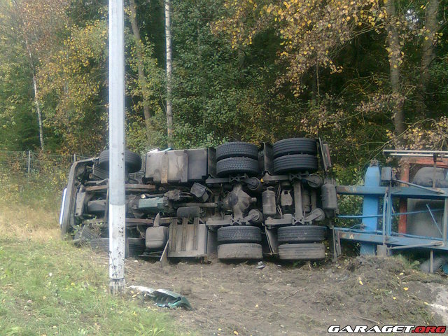 https://www1.garaget.org/gallery/images/88/87394/87394-2cf30b7ae6c1c2d6bc19cfbfda02413b.jpg