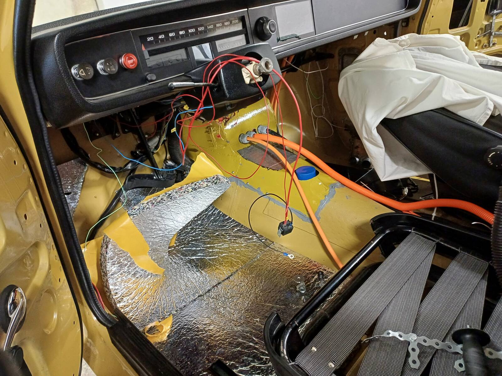 https://www1.garaget.org/gallery/images/9/8461/8461-072fc738e7430aefe6acfcbb92ab4b88.jpg