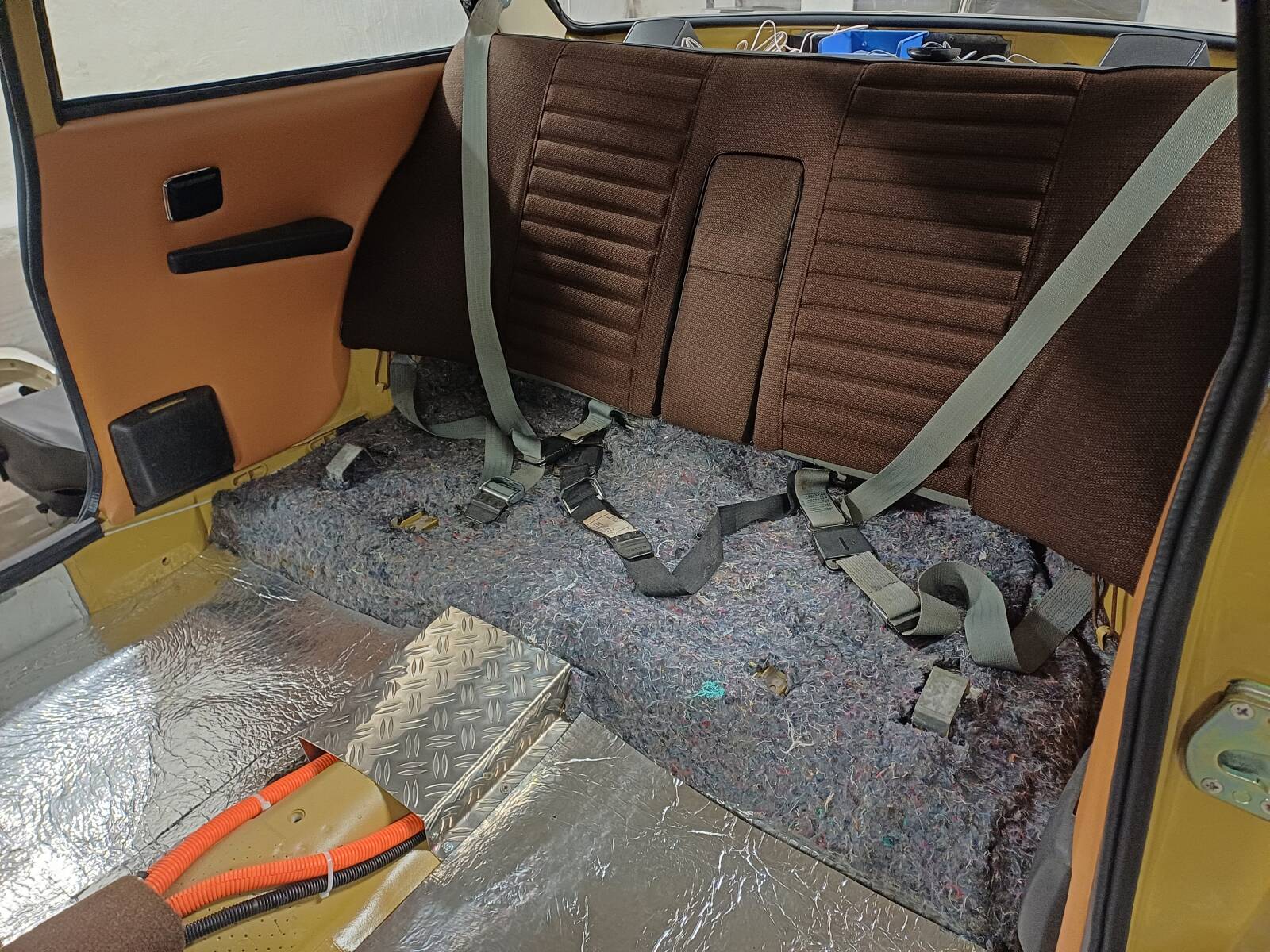 https://www1.garaget.org/gallery/images/9/8461/8461-1cf968336f7b71b5e4874b7fbd766a07.jpg