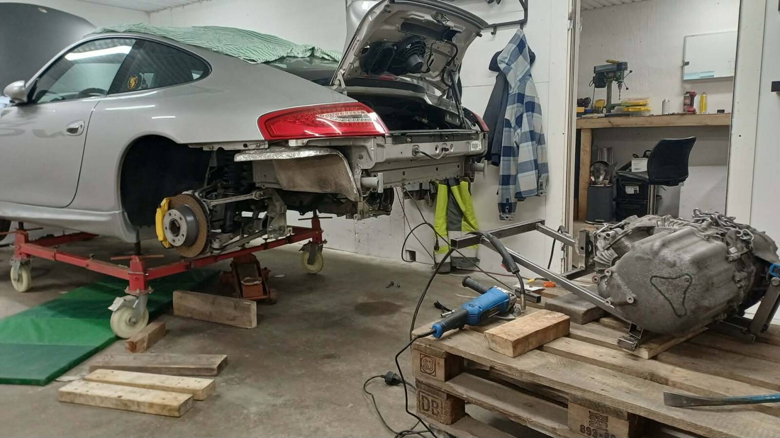 https://www1.garaget.org/gallery/images/9/8461/8461-253bc49eb5639cdea6851622c39b536f.jpg