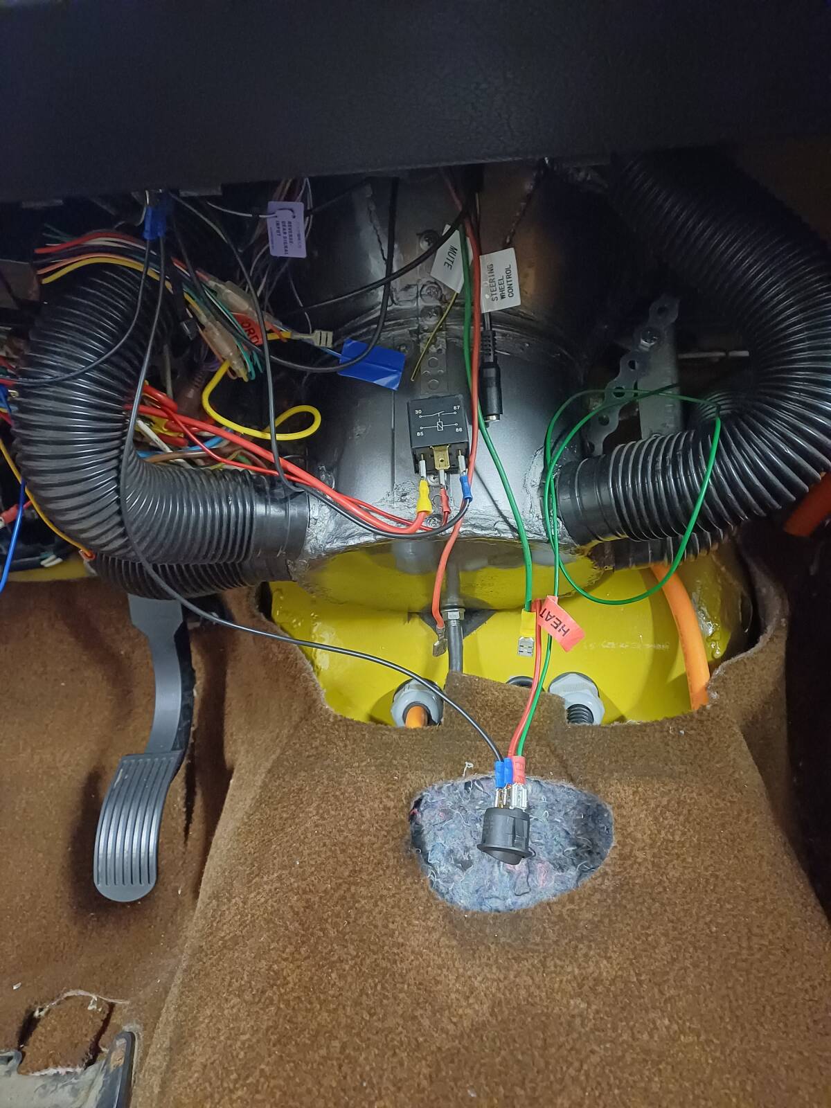 https://www1.garaget.org/gallery/images/9/8461/8461-2aebcbd40d07bf30651f4f30cb72ea1b.jpg