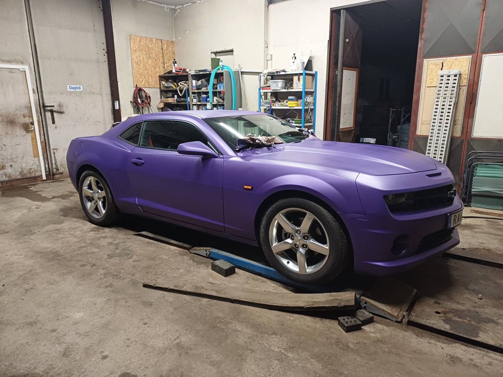 https://www1.garaget.org/gallery/images/9/8461/8461-669d18899c94d513960bbb039ad9767a.jpg