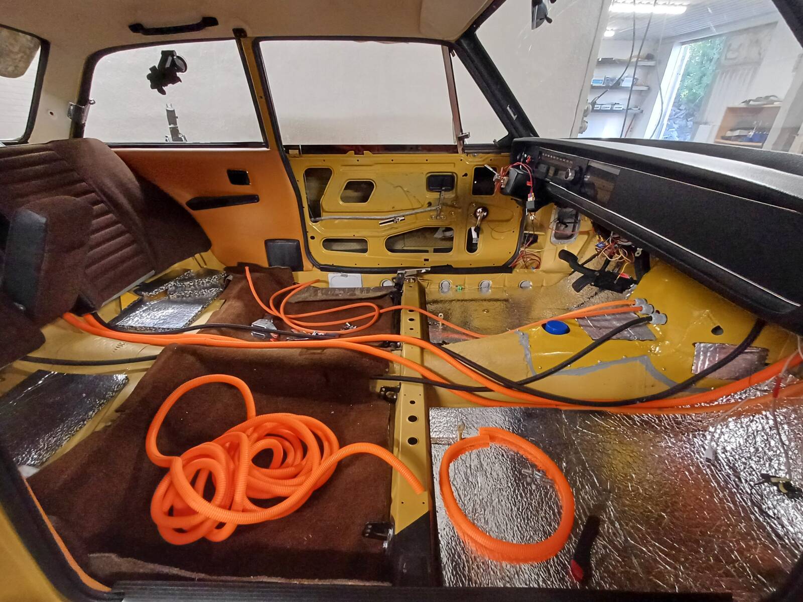 https://www1.garaget.org/gallery/images/9/8461/8461-8694294c474745fec7c71a5b3c60f387.jpg