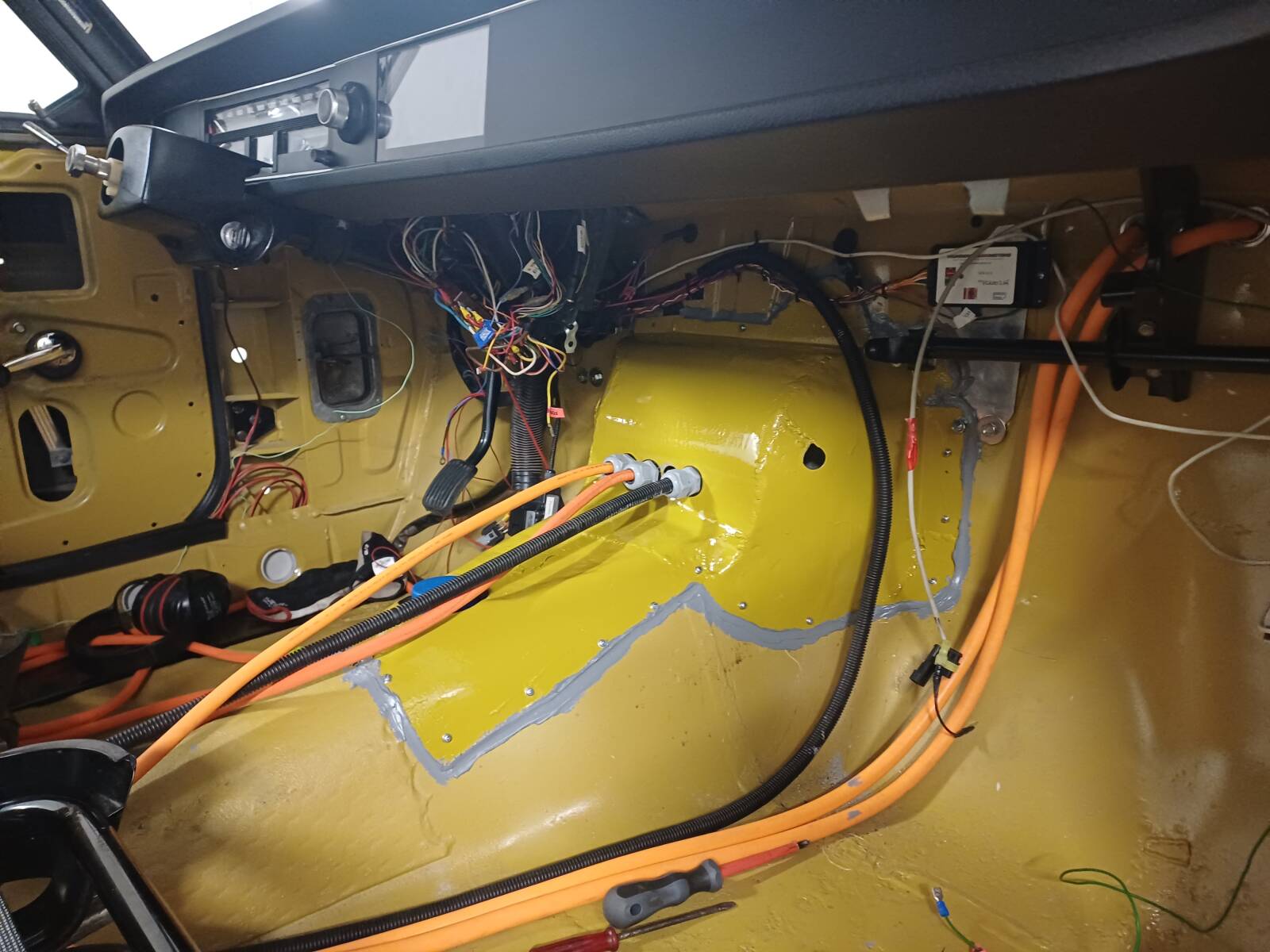 https://www1.garaget.org/gallery/images/9/8461/8461-92aa81f38d7d7e8f7a064bb84e1a3259.jpg