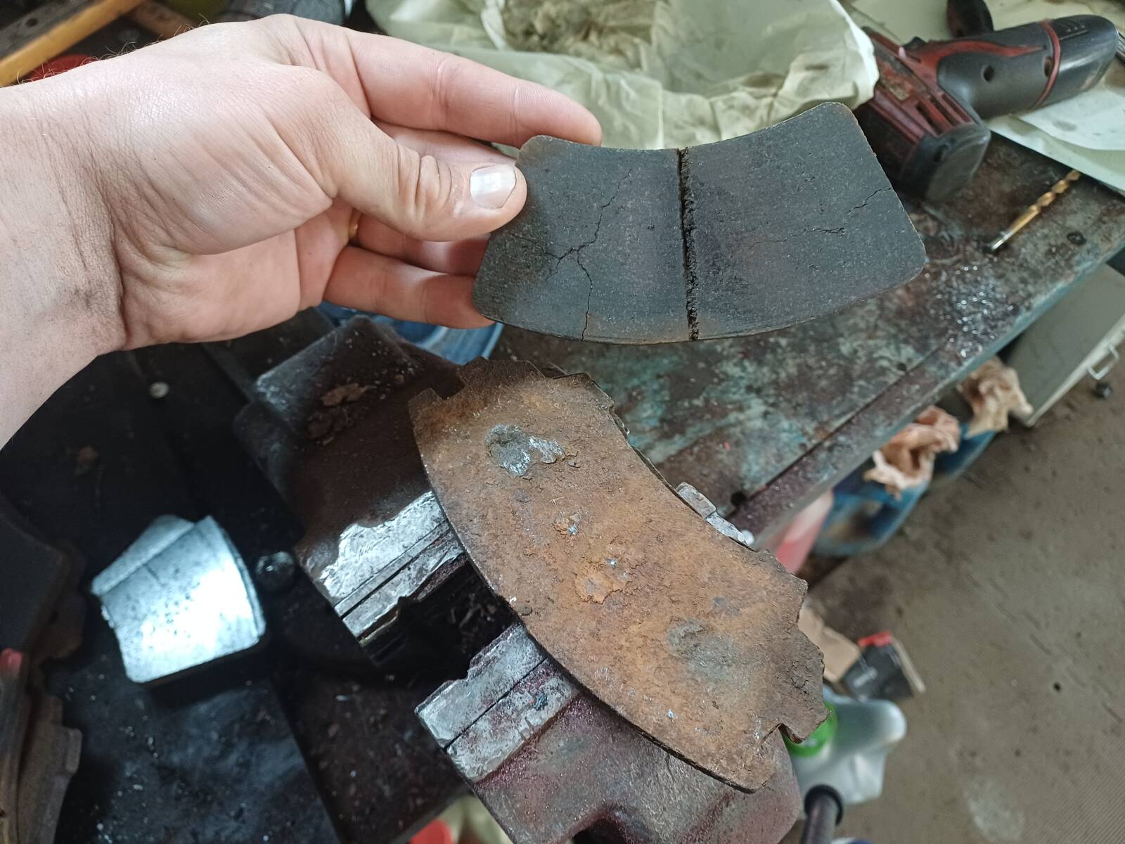 https://www1.garaget.org/gallery/images/9/8461/8461-abc474cf94ea53c74cda7659e9932b43.jpg