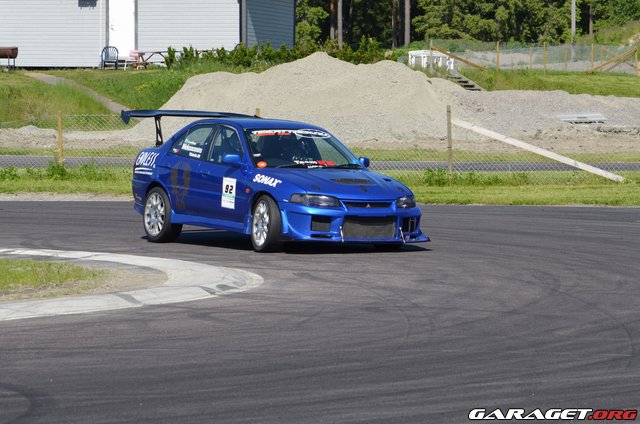 https://www1.garaget.org/gallery/images/99/98266/98266-166c0813446cacb946f442d0840a5750.jpg